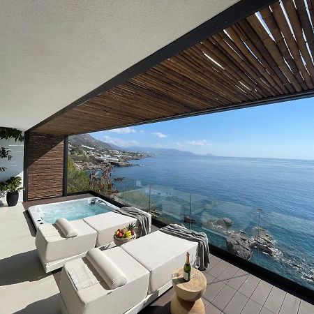 Mystique Luxury Suite Achlia エクステリア 写真