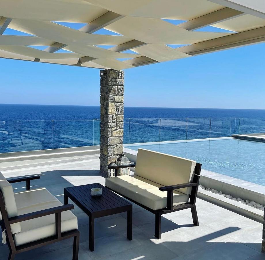 Mystique Luxury Suite Achlia エクステリア 写真
