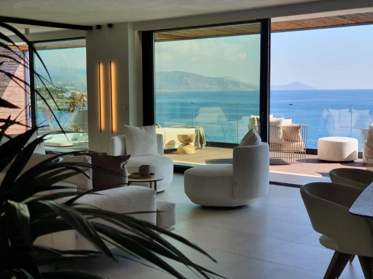 Mystique Luxury Suite Achlia エクステリア 写真