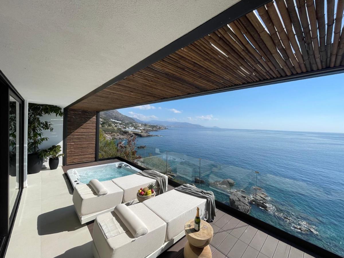 Mystique Luxury Suite Achlia エクステリア 写真