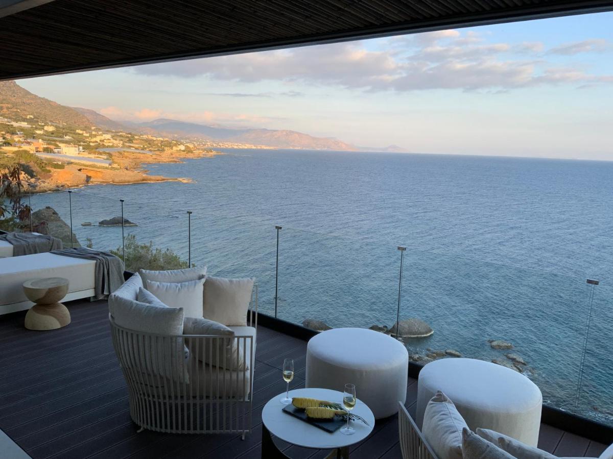 Mystique Luxury Suite Achlia エクステリア 写真