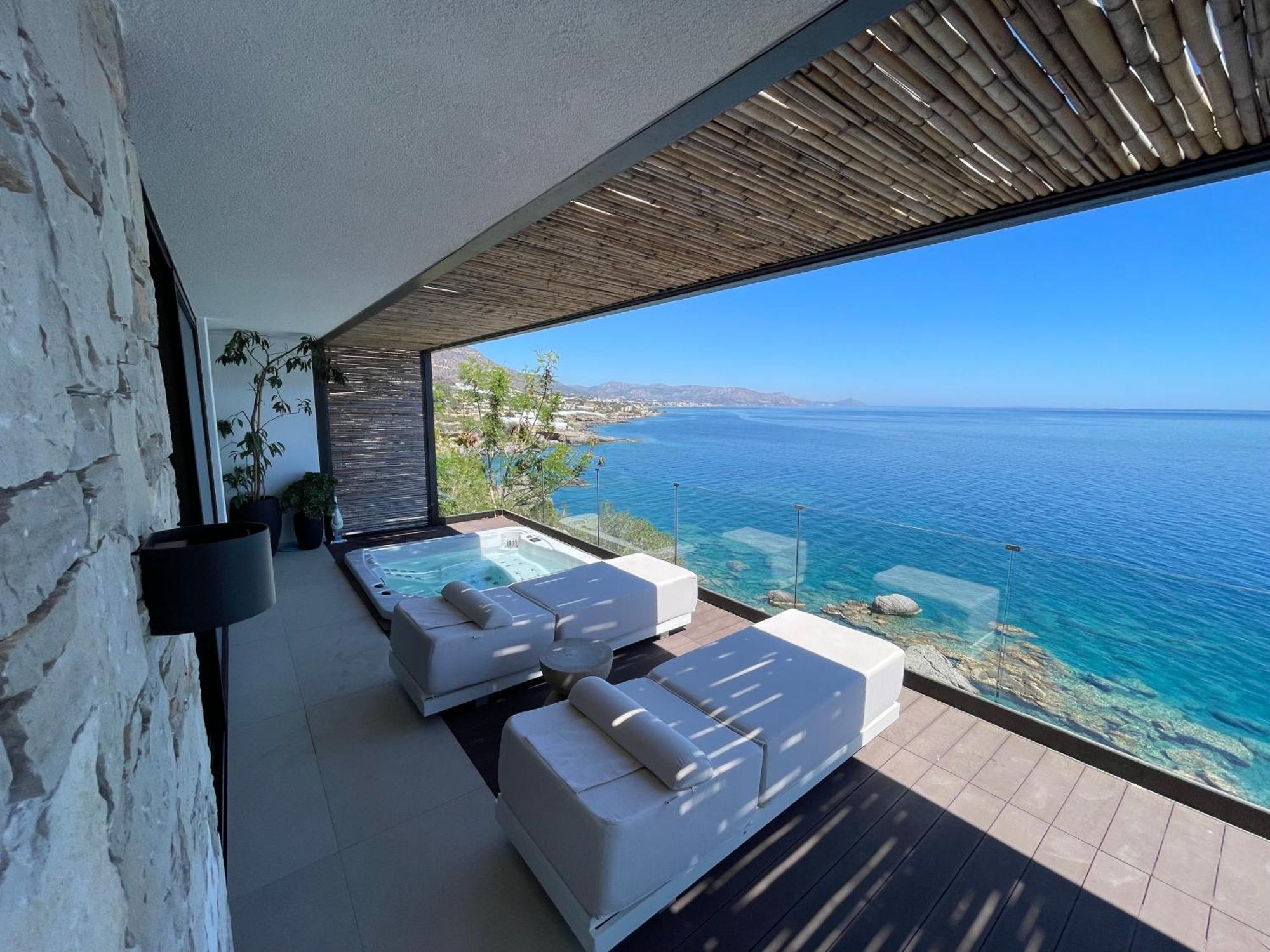 Mystique Luxury Suite Achlia エクステリア 写真