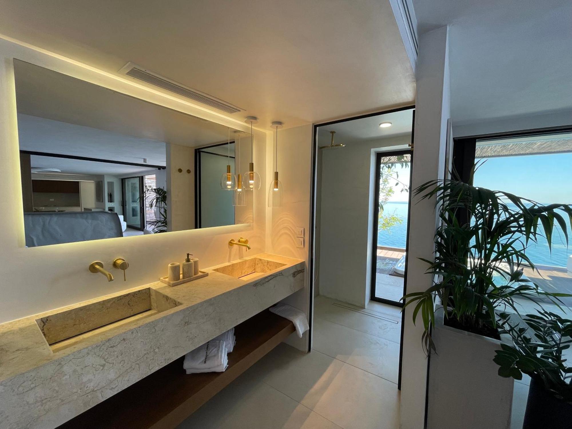 Mystique Luxury Suite Achlia エクステリア 写真